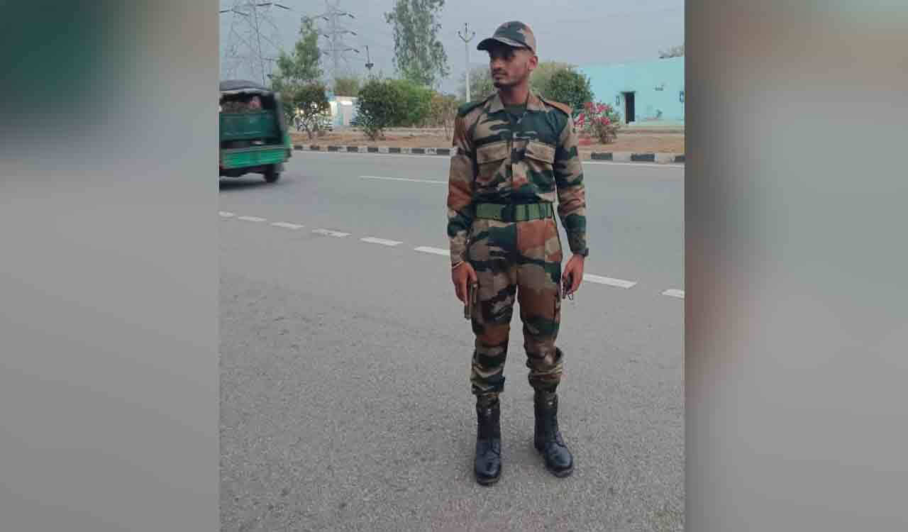 Telangana: Impostor posing as Army man held for threatening people with toy gun