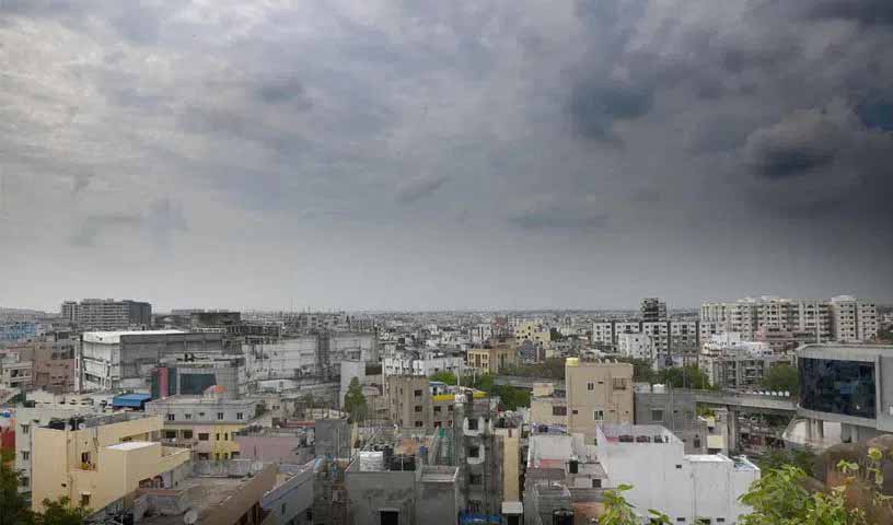 Hyderabad beats heat as temperature drops below 33 degrees Celsius