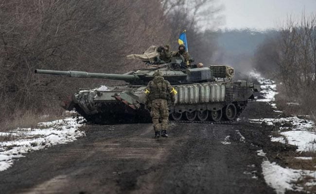 Video Shows "Tank Duel" Between Russia And Ukraine