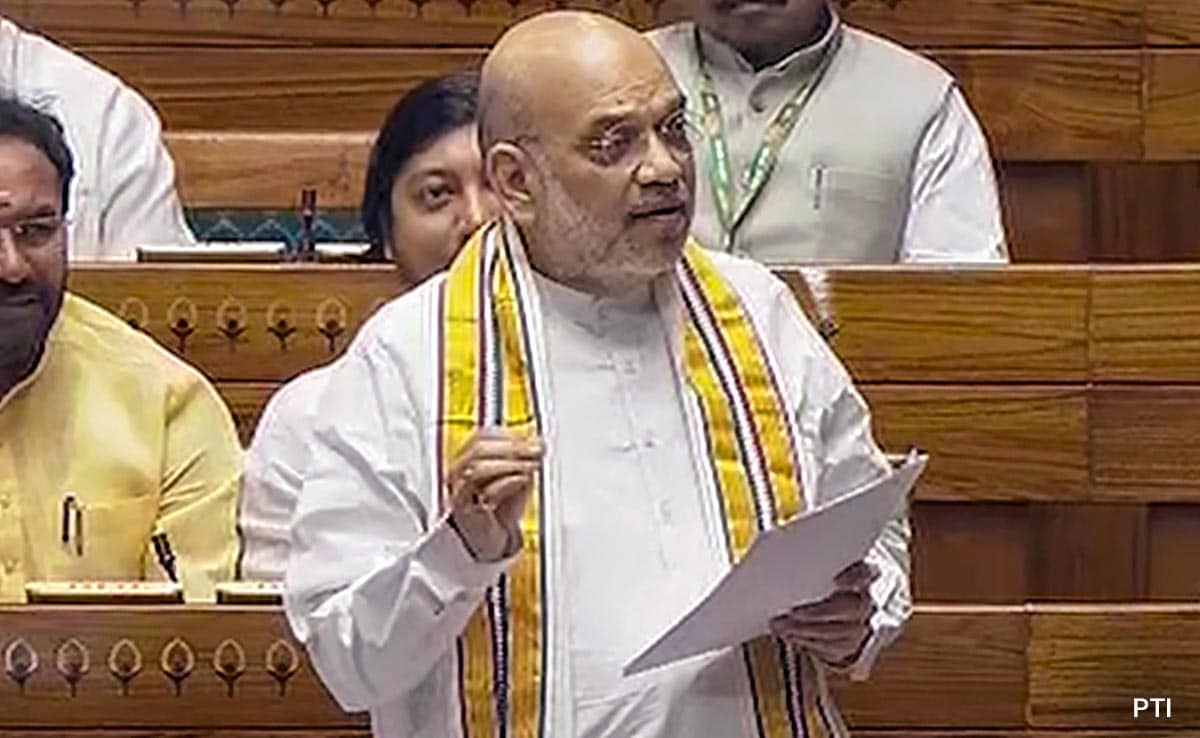 "Governments Run Countries, Not Secretaries": Amit Shah vs Rahul Gandhi