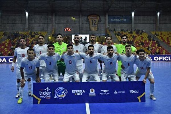 Iran futsal team beats Japan in Brazil tournament