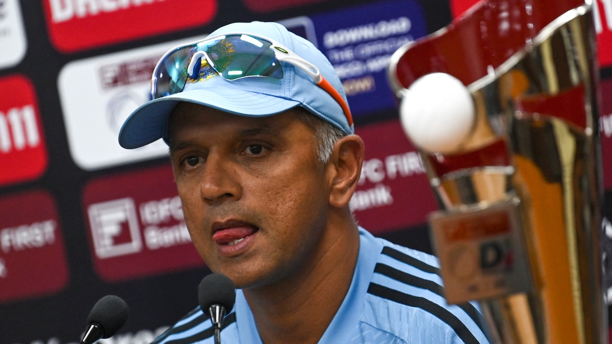 Why Indian Batters Don't Bowl? Dravid's 'Five-Fielder Rule' Explanation