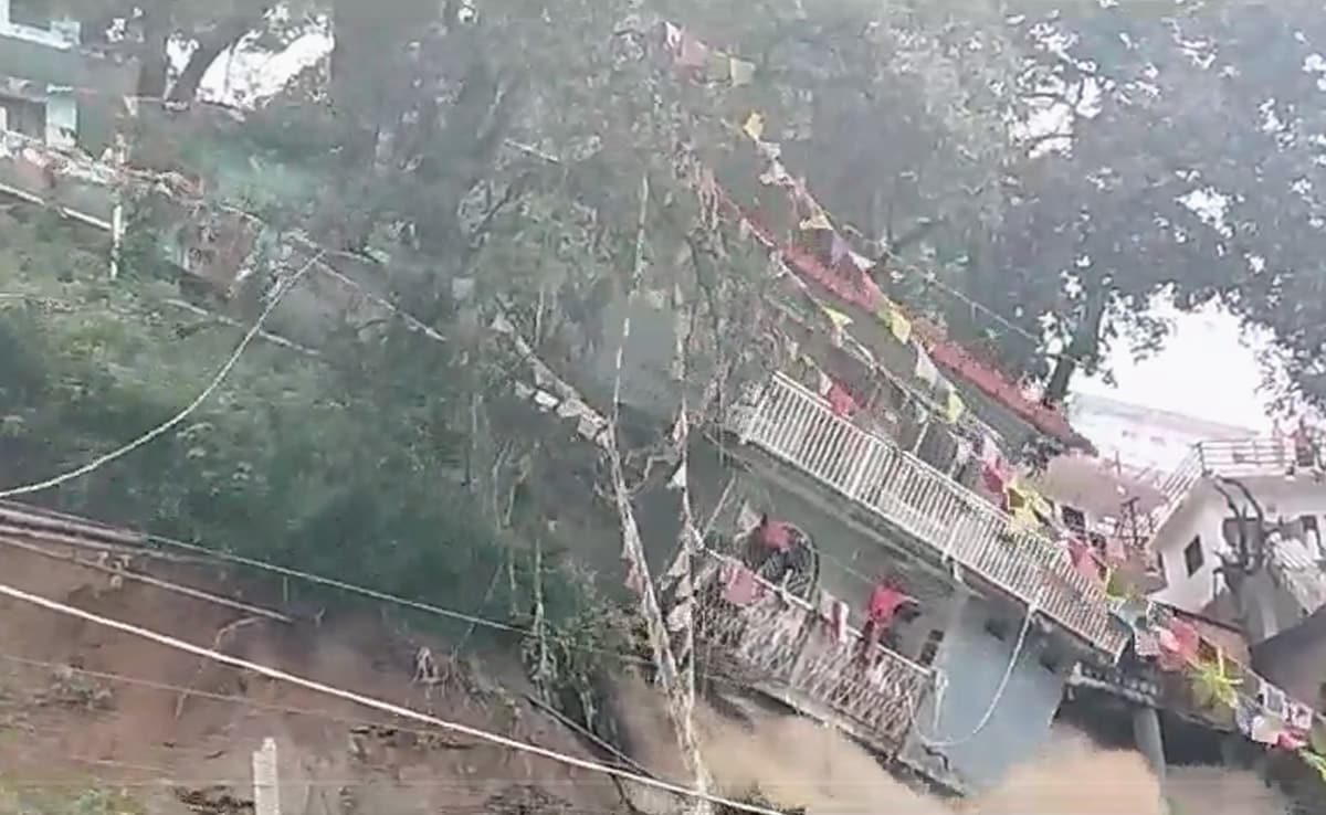 Video: 2-Storey House Collapses Due To Landslide In Uttarakhand