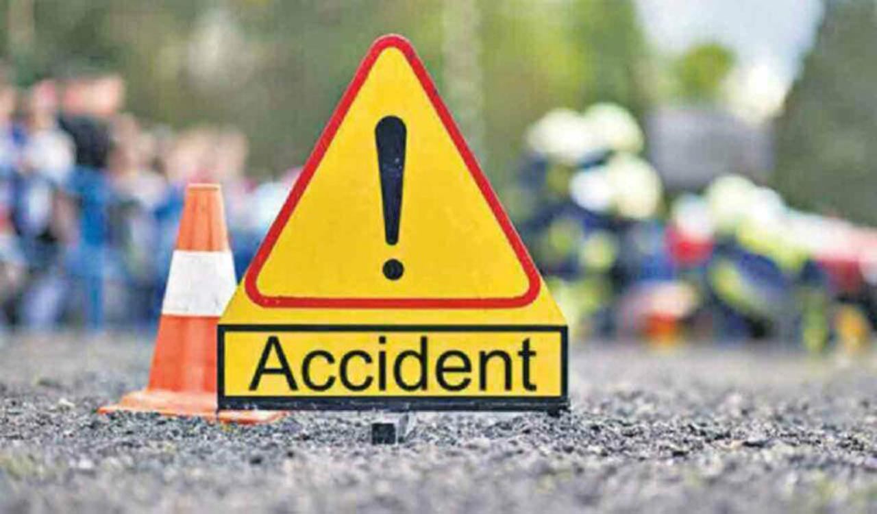 Delhi-bound bus falls into pit in Ghaziabad, 24 injured