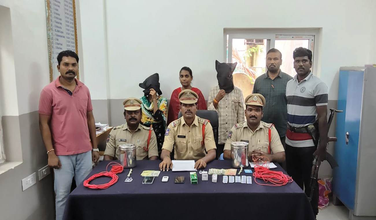 Telangana: Two Maoist couriers arrested with explosive materials