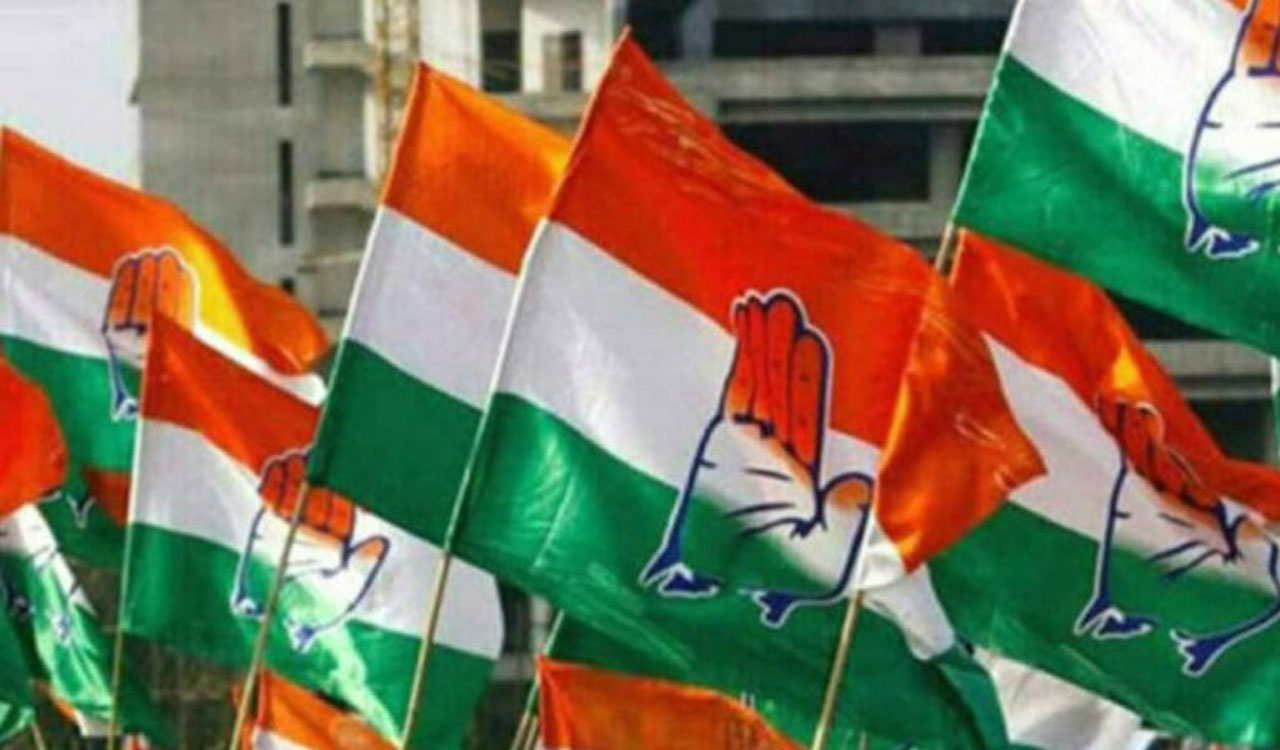 Congress, BJP aspirants camp in New Delhi, Hyderabad to get tickets