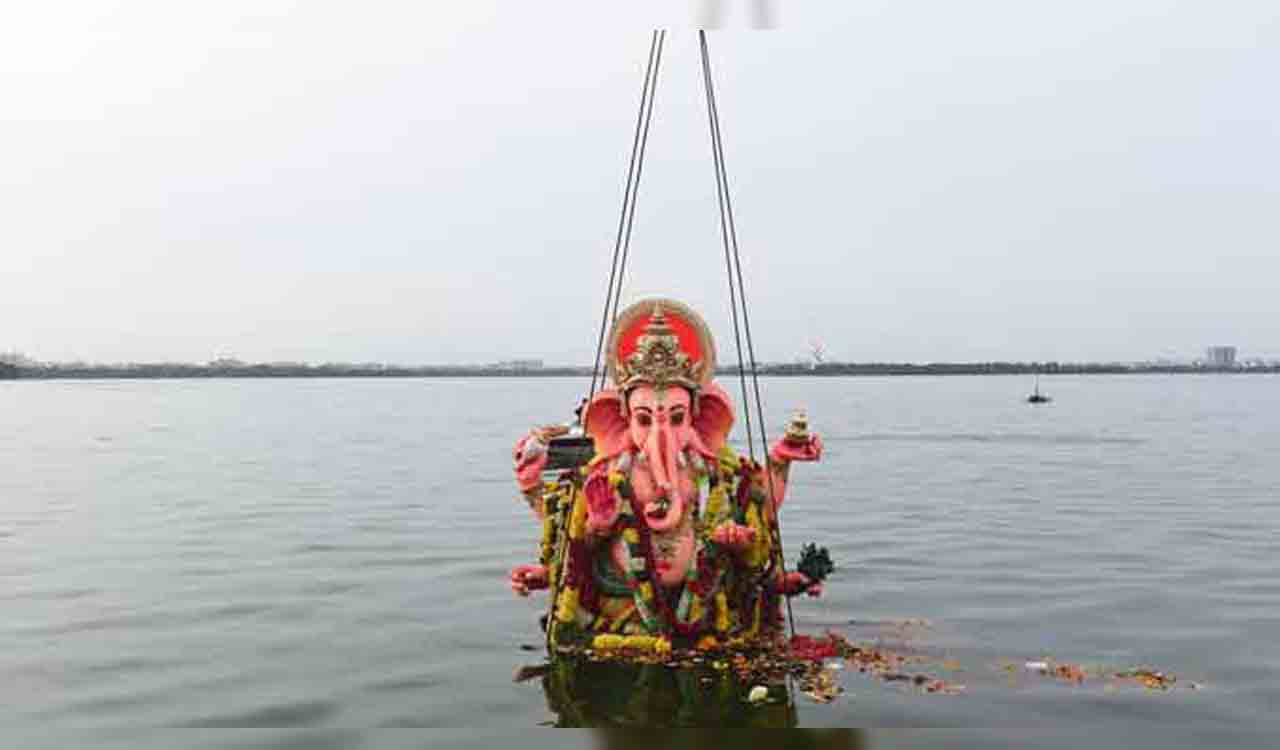 Telangana: Ganesh immersion in Nizamabad on September 28