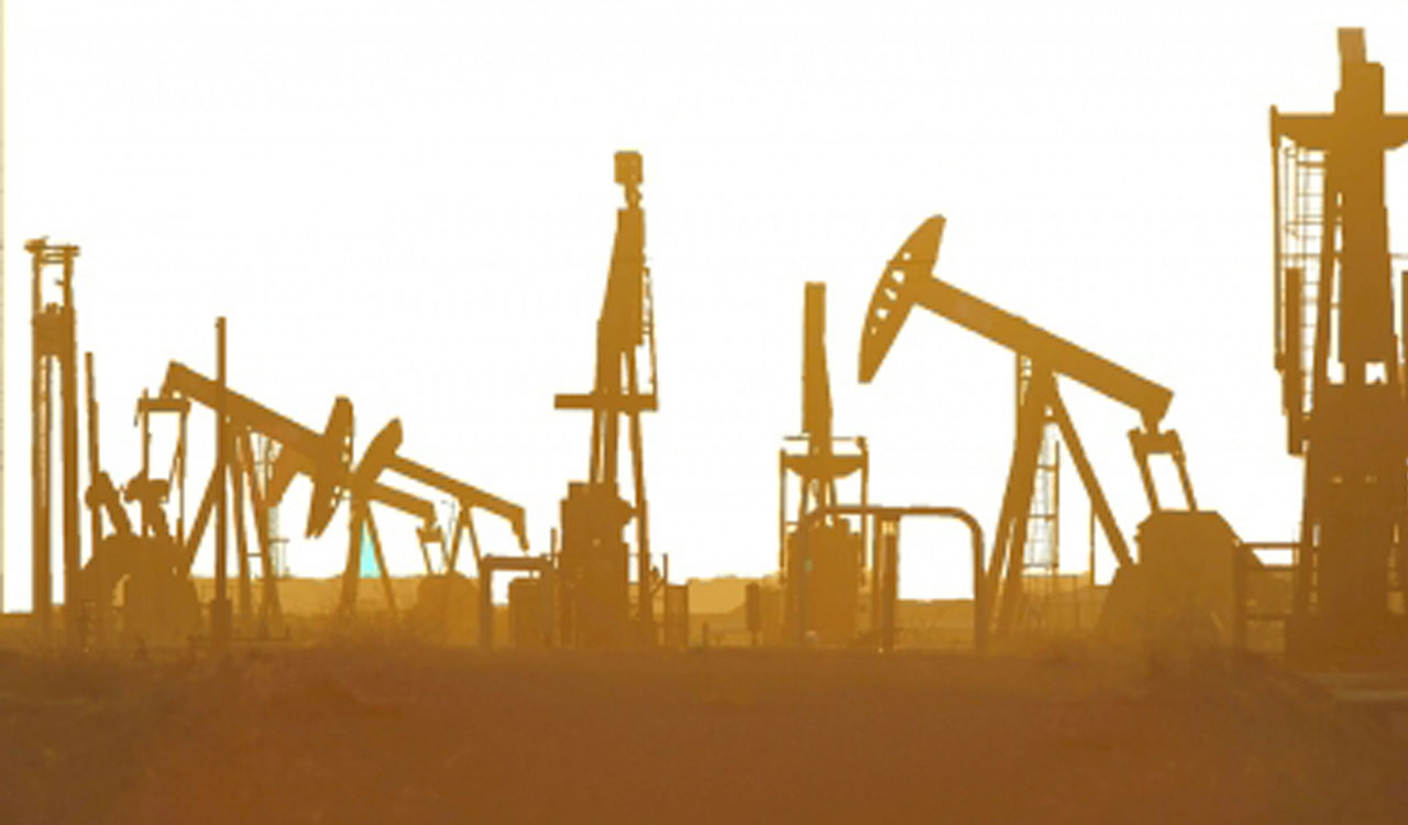 Government raises windfall tax on domestic crude oil amid soaring prices-Telangana Today