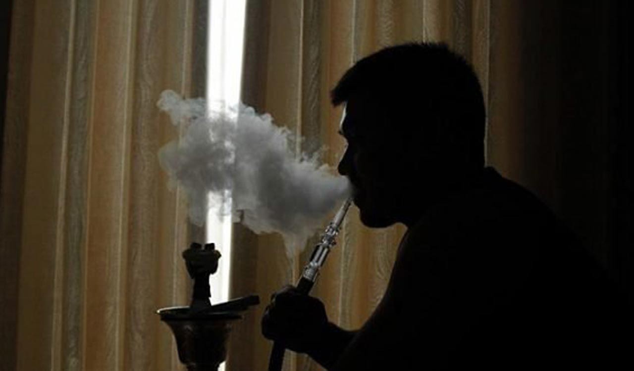 Hyderabad: Hookah parlour raided at Punjagutta