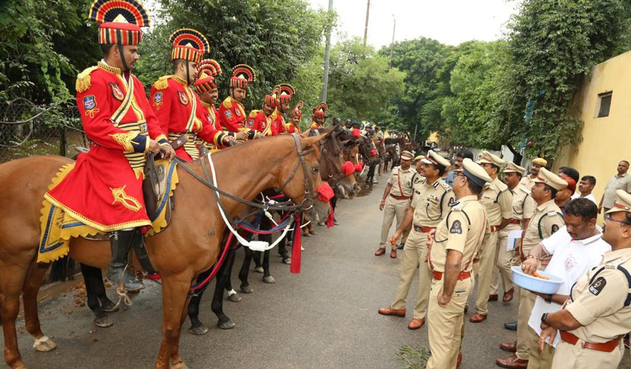 Hyderabad CP reviews security arrangements ahead of Ganesh Chaturthi, Milad un Nabi