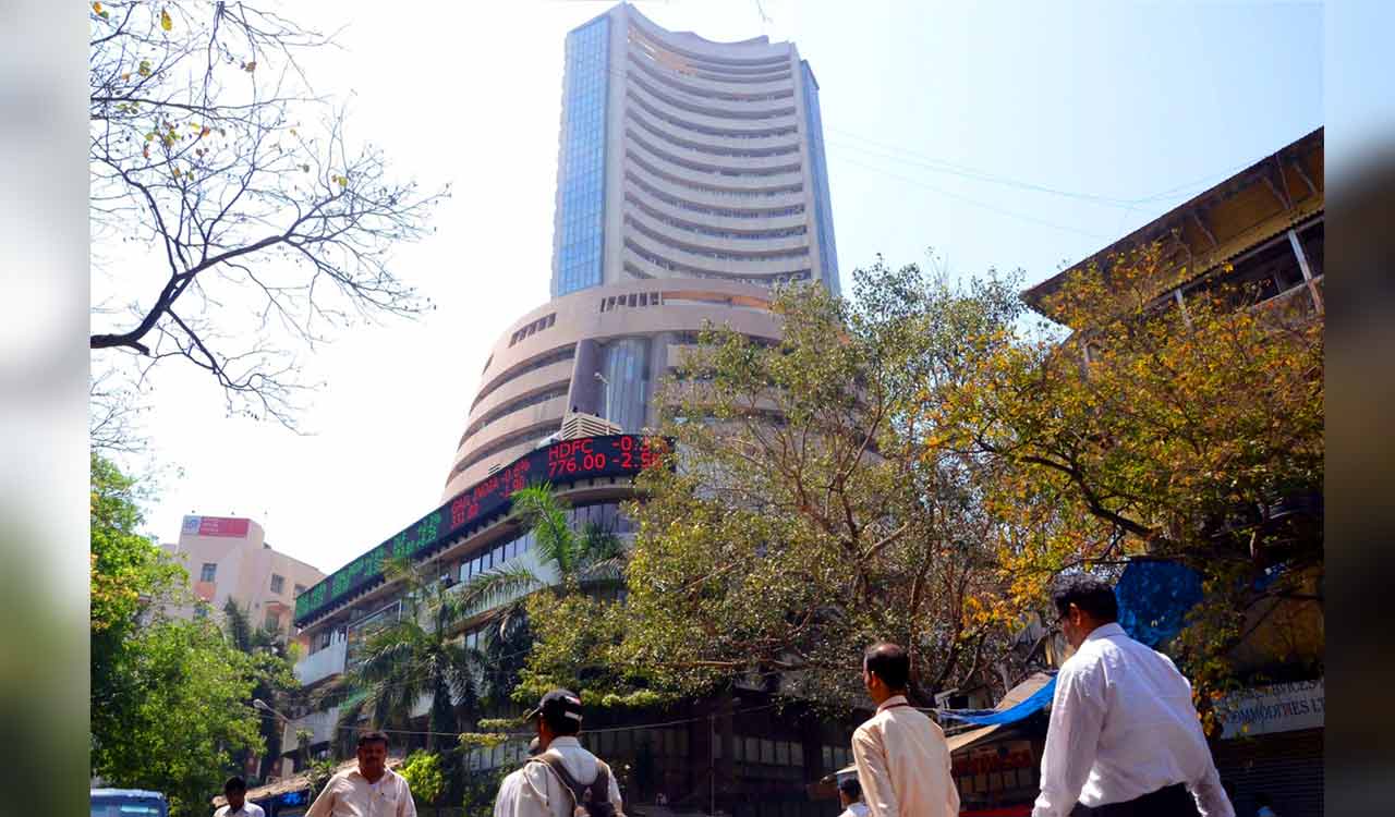 Indian stocks dip sharply on weak global market cues-Telangana Today