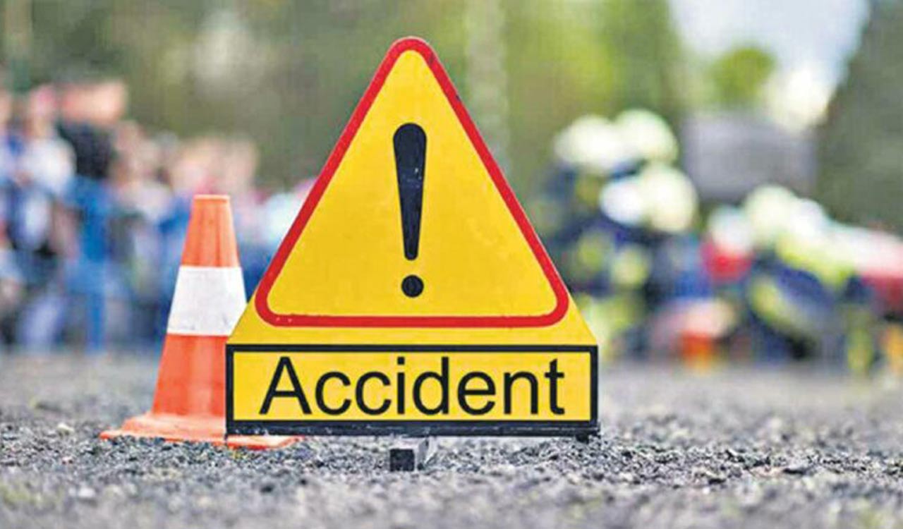 Man, son killed as van overturns, falls on them in Mancherial