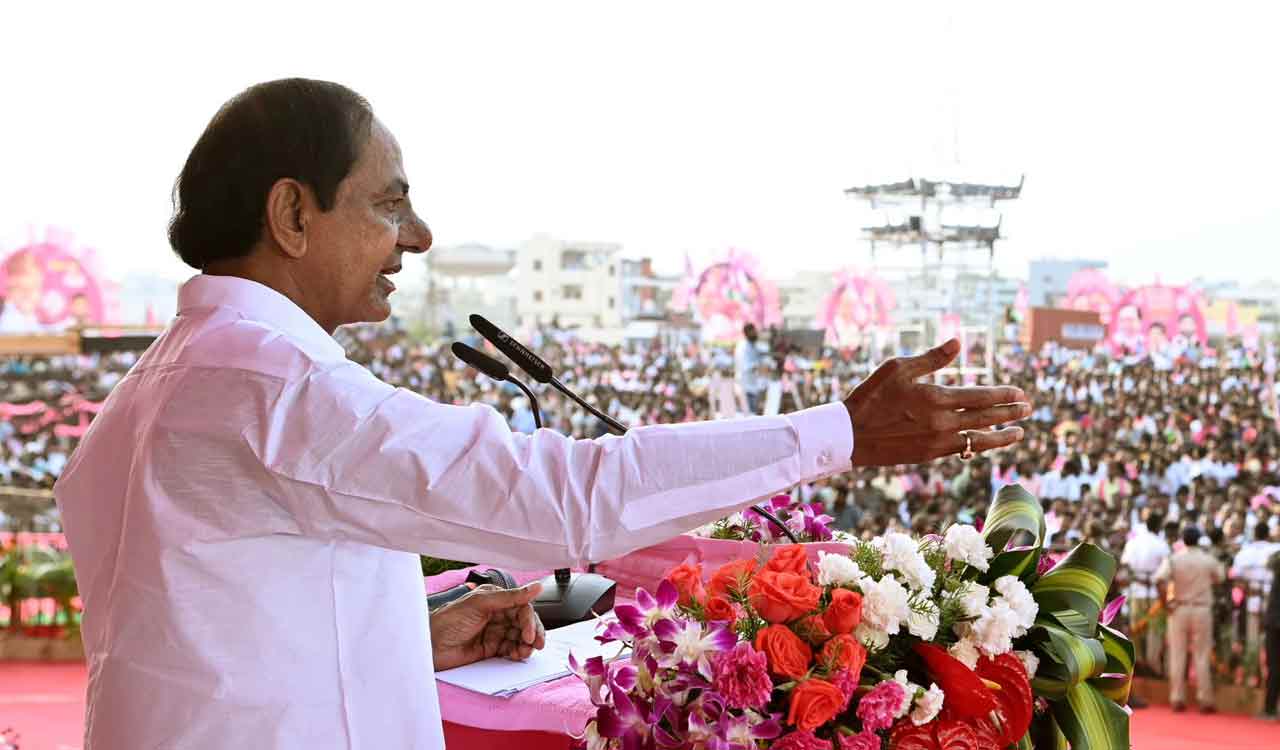 CM announces engineering college for Mahabubnagar