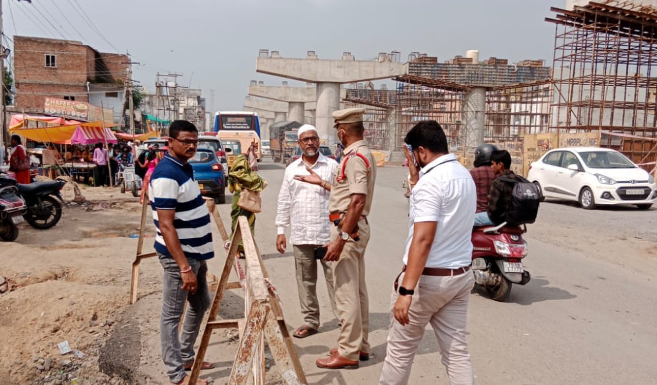 Inordinate delay on Mandamarri flyover causes inconvenience to motorists