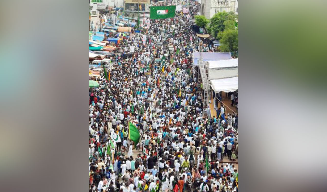 Hyderabad: Milad procession on October 1