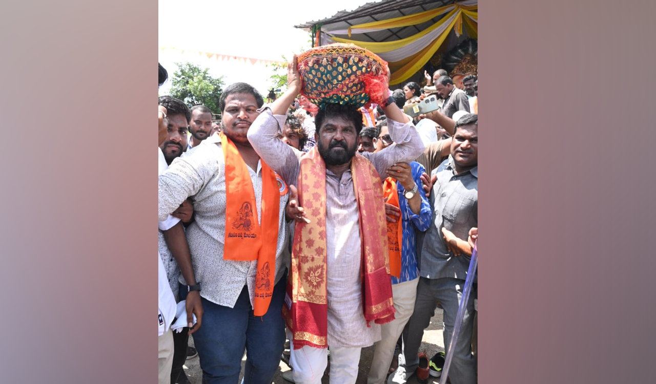 Nalgonda: Ganesh laddu auctioned for Rs 36 lakh