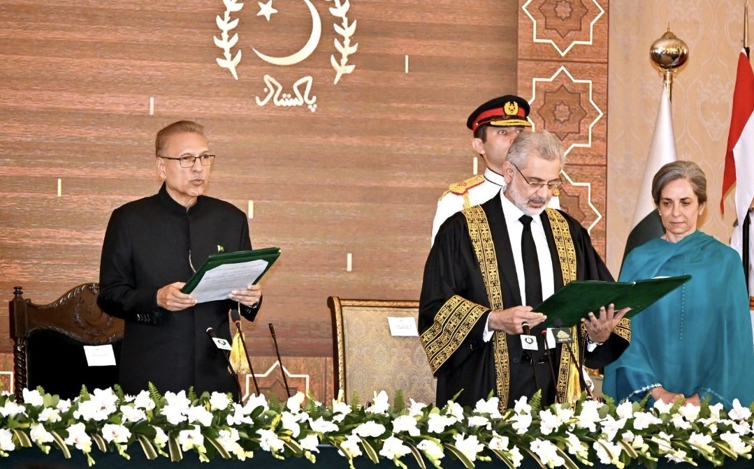 Justice Qazi Faez Isa sworn in as 29th Chief Justice of Pakistan