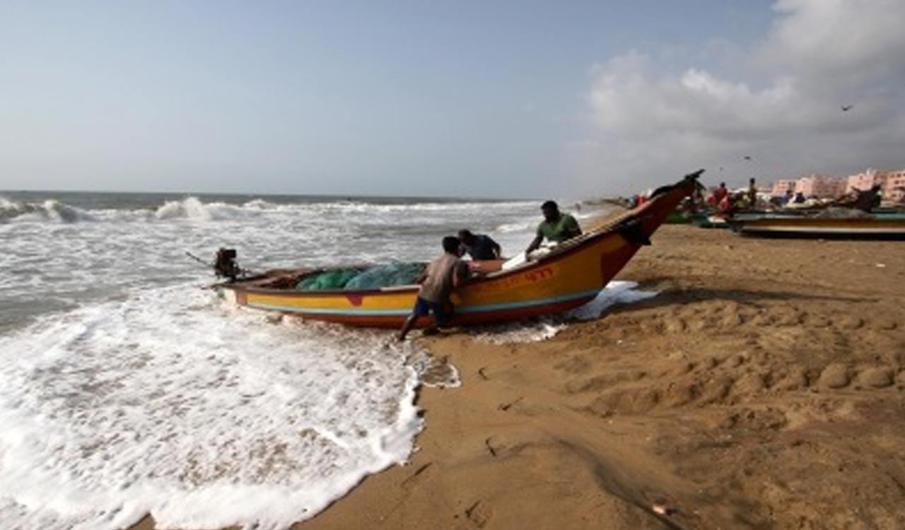 Sri Lankan Navy arrests nine fishermen from TN’s Pudukottai