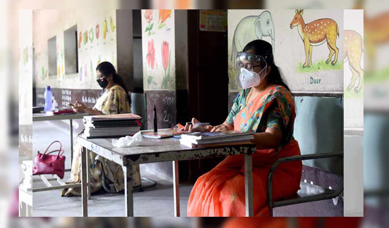 Telangana: Over 81k teachers apply for transfer