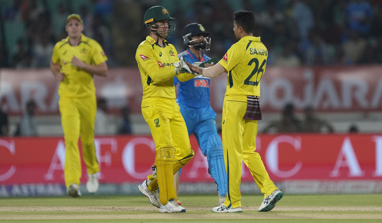 3rd ODI: Indian middle-order crumbles as Australia record consolation win