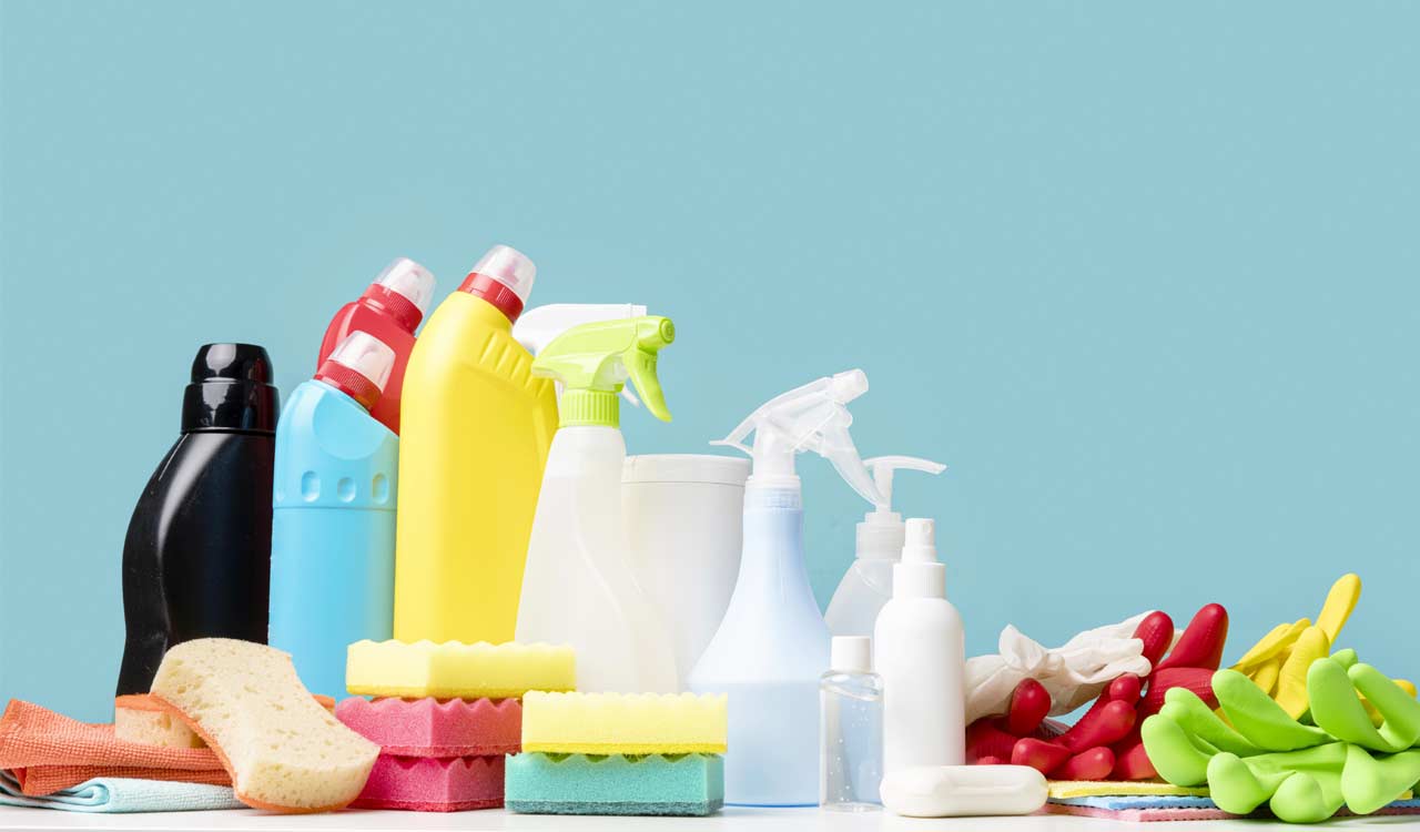 Your cleaning products may be emitting hundreds of toxic chemicals