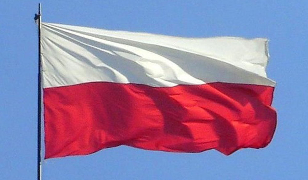 Poland to stop supplying weapons to Ukraine over grain row