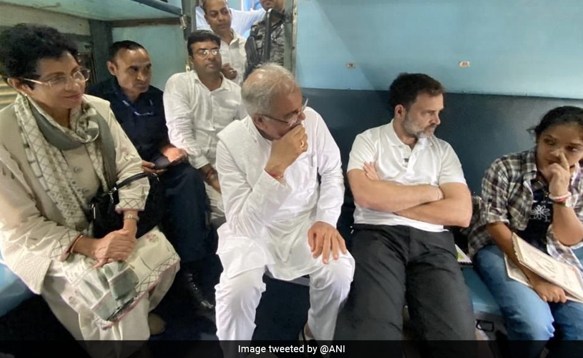 Rahul Gandhi Travels In Train After Launching Scheme In Chhattisgarh