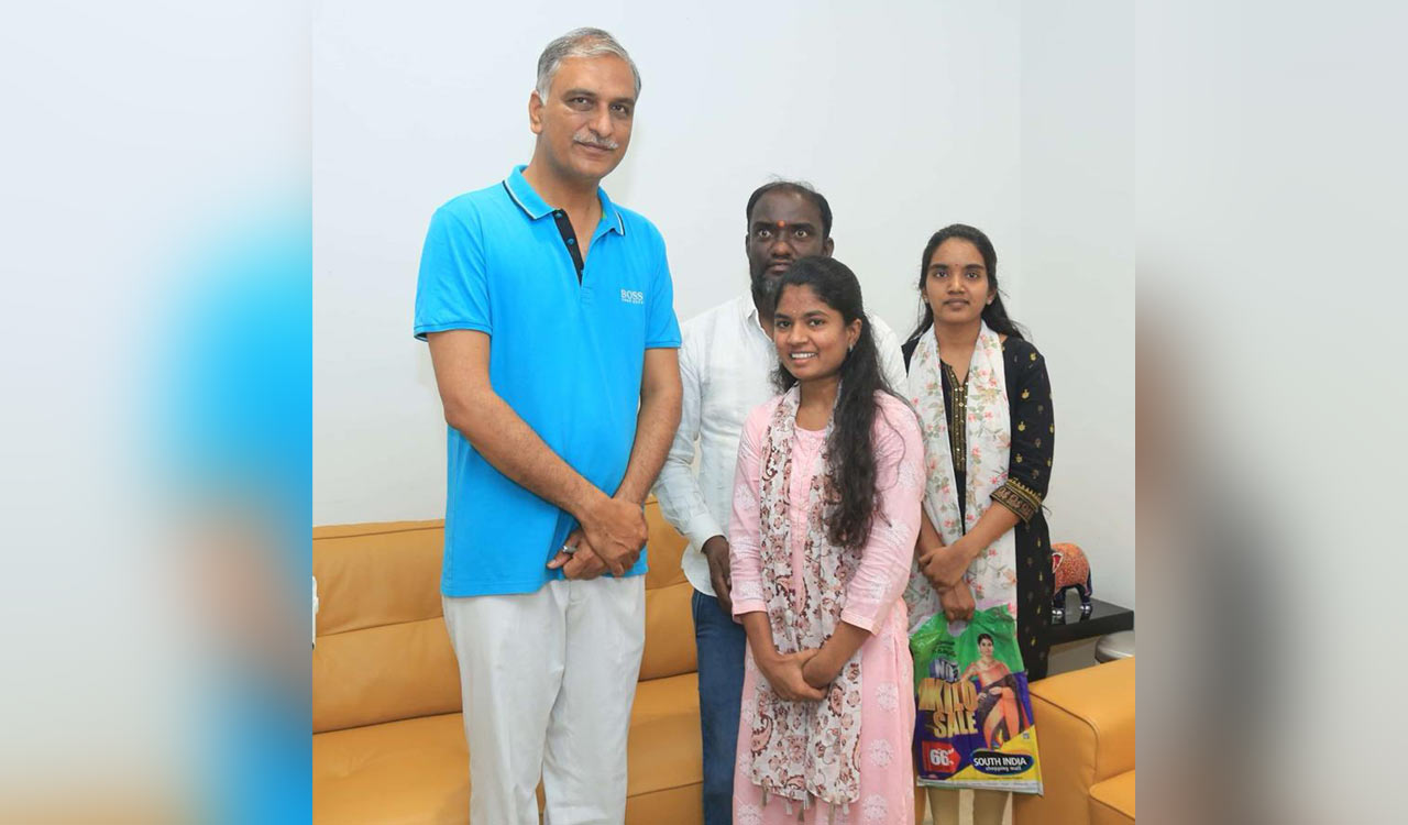 Harish Rao assures help to orphan girl who secured MBBS admission