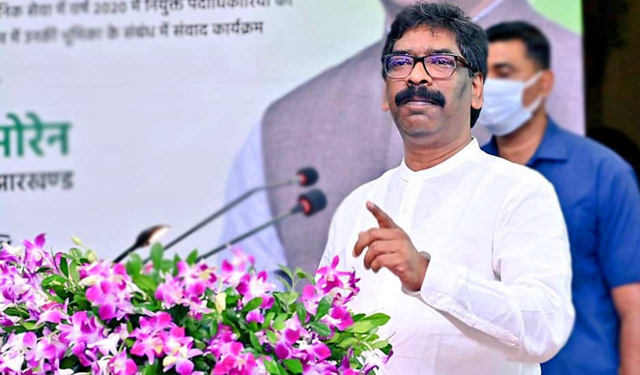 JarKhand CM Hemant Soren moves HC challenging ED summons in money laundering case