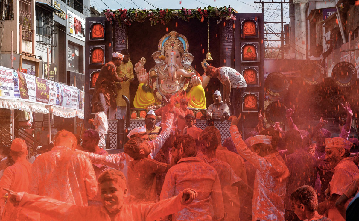 In Pics: Ganesh Visarjan Across India