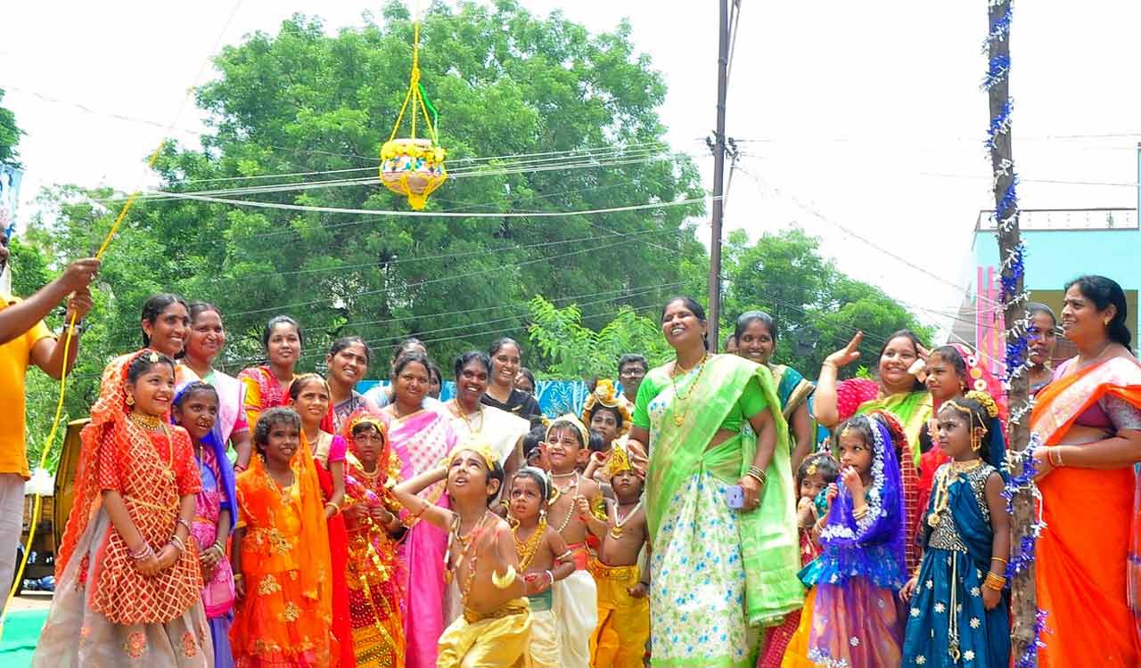 Janmashtami celebrated with religious fervor