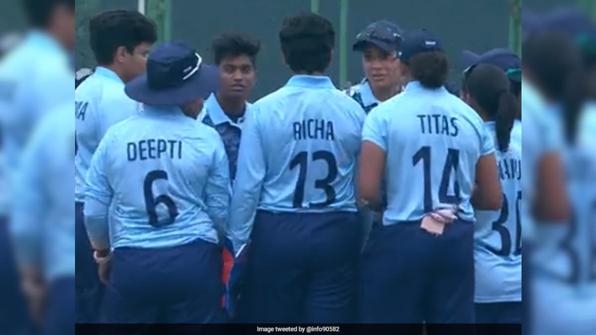 Asian Games Live: 2 Wickets In 1st Over For India In Women's Cricket Semis