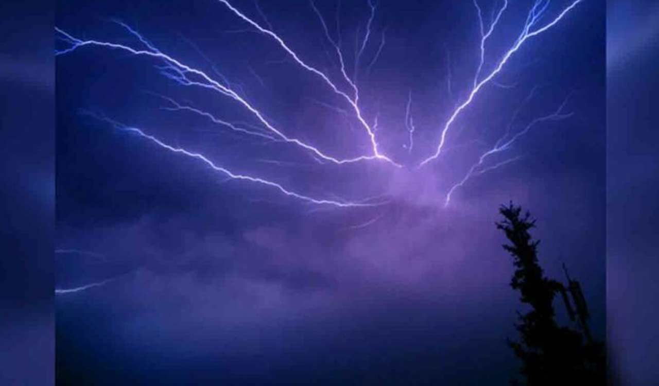 Lightning hits Jharkhand playground during football match; 2 spectators die