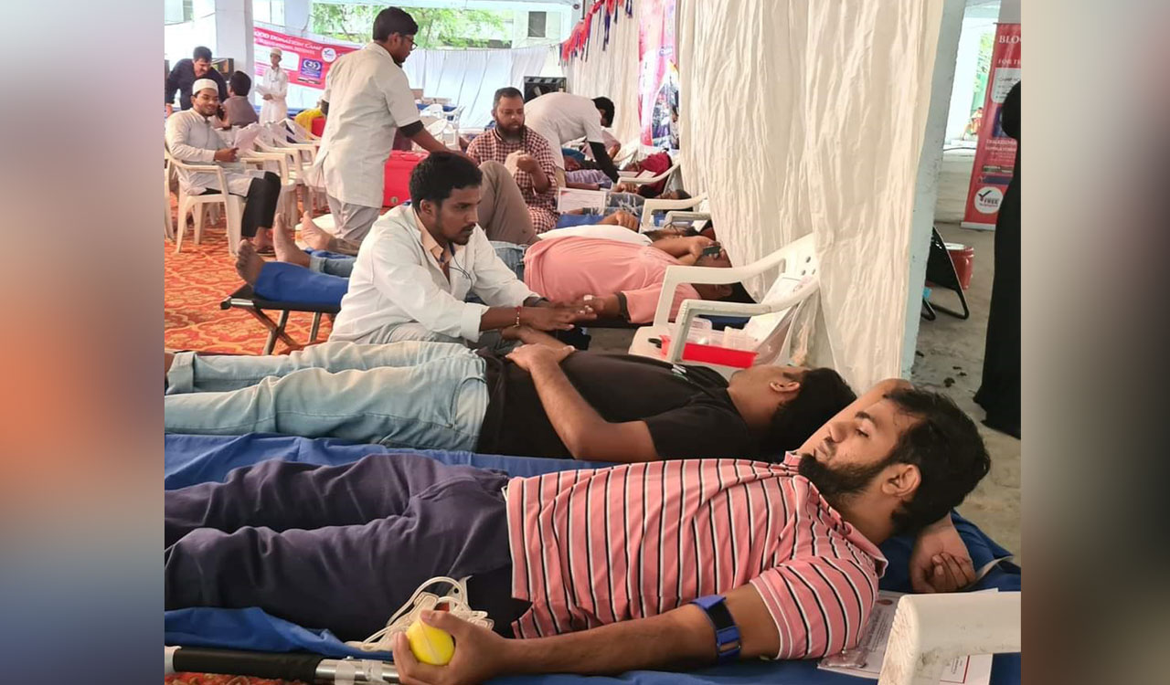 Milad-un-Nabi: Religious meeting, blood donation camps held in Hyderabad