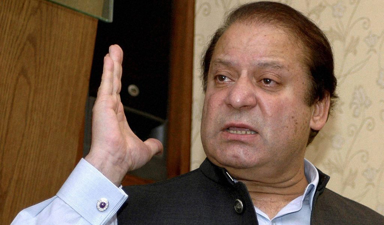 Pakistan begging money from the world while India reached moon, says Nawaz Sharif