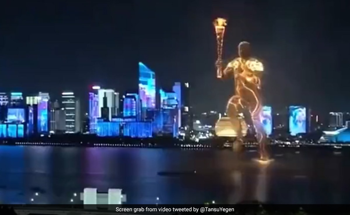 Spectacular Video Shows Computer-Generated Torch-Bearer At Asian Games' Opening Ceremony