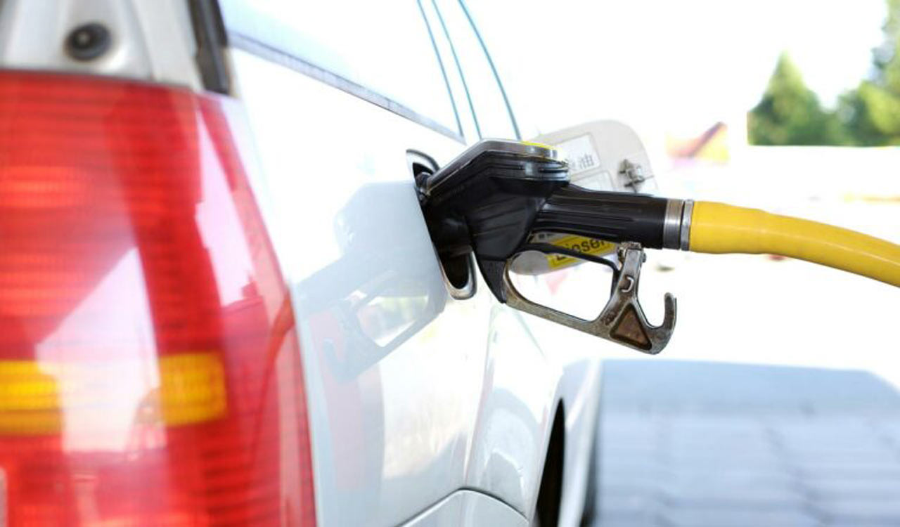 Petrol and diesel sales drop in August due to reduced demand after the waning of rains-Telangana Today