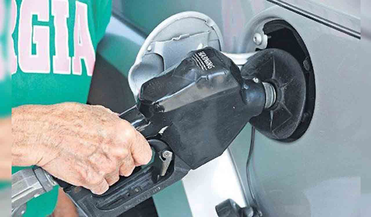 Petrol sees rise in demand in July, rains continue to cut into diesel sales-Telangana Today