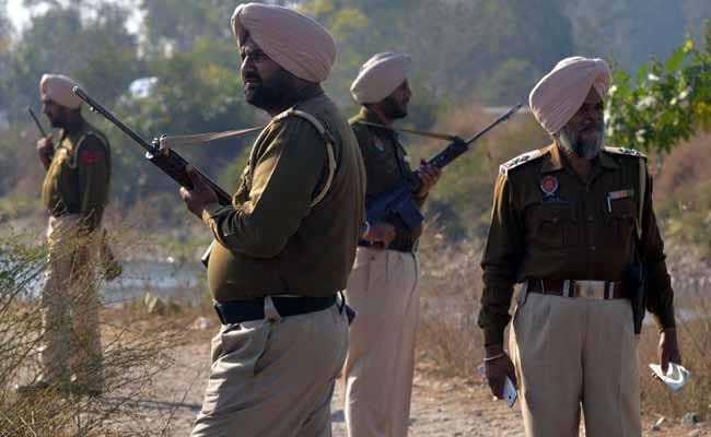 2 Aides Of Gangster Lawrence Bishnoi Arrested For Running Extortion Racket