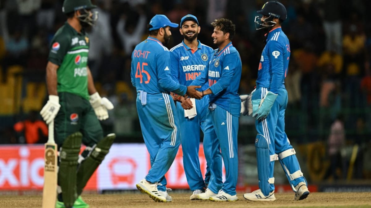 Asia Cup: Kuldeep Yadav Takes 5 Wickets As India Beat Pakistan By 228 Runs