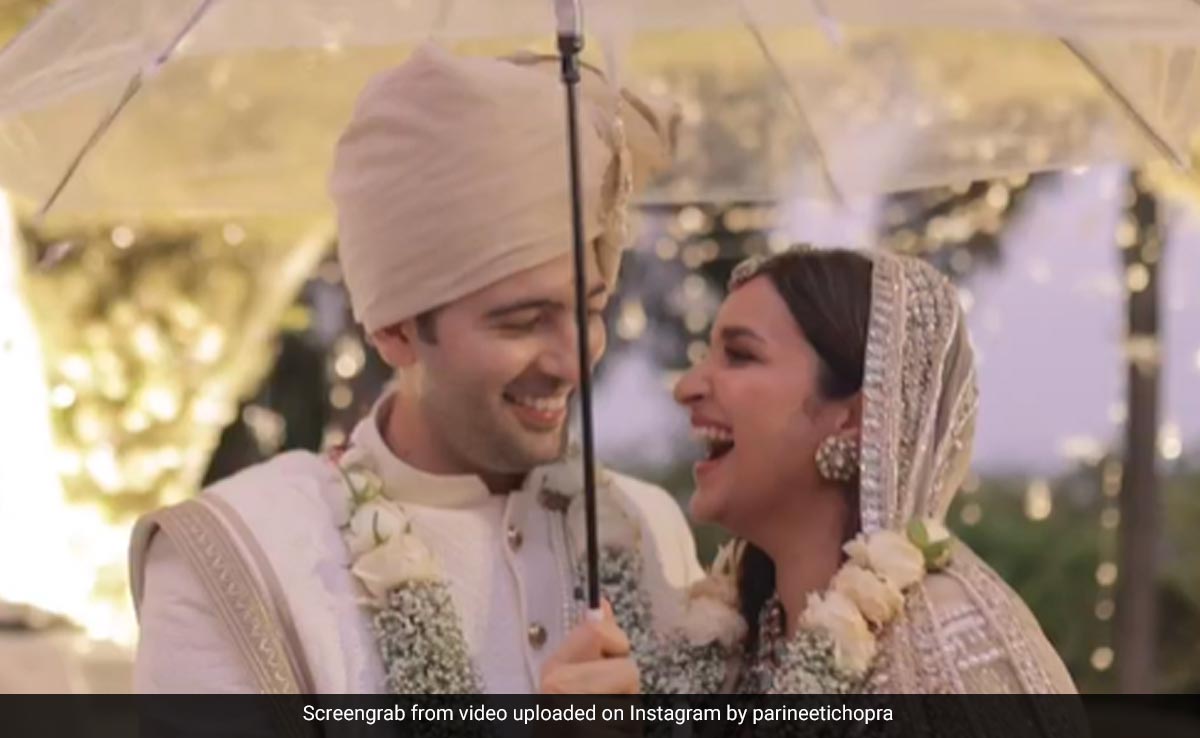 Parineeti's Wedding Gift Has Become The "Soundtrack" Of Raghav's Life