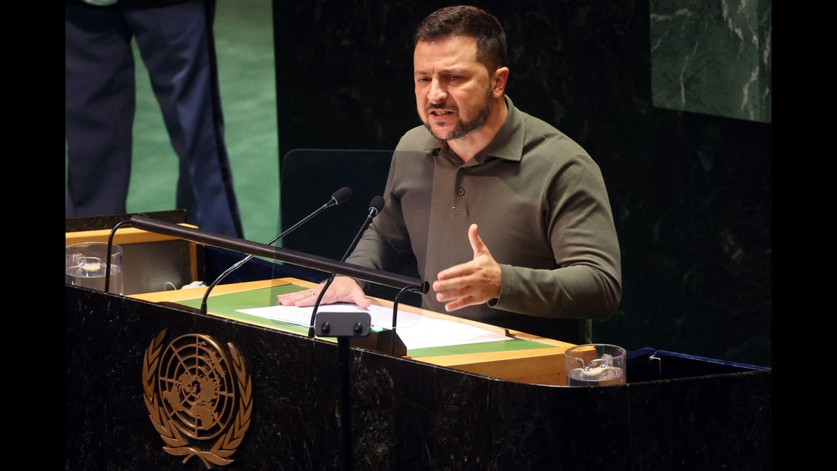 At UN, Zelensky Says Russian Occupiers Must Return To Own Land