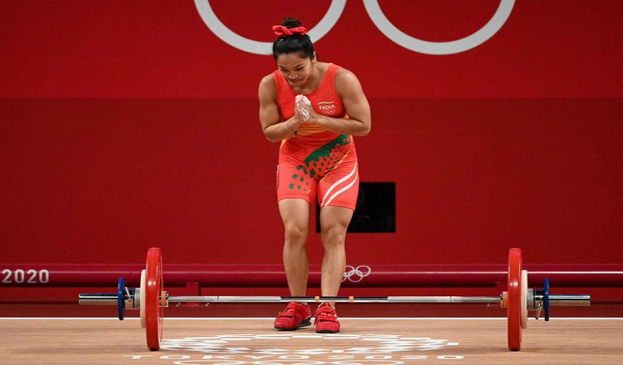 Asian Games weightlifting: Mirabai Chanu finishes 4th in women’s 49 kg