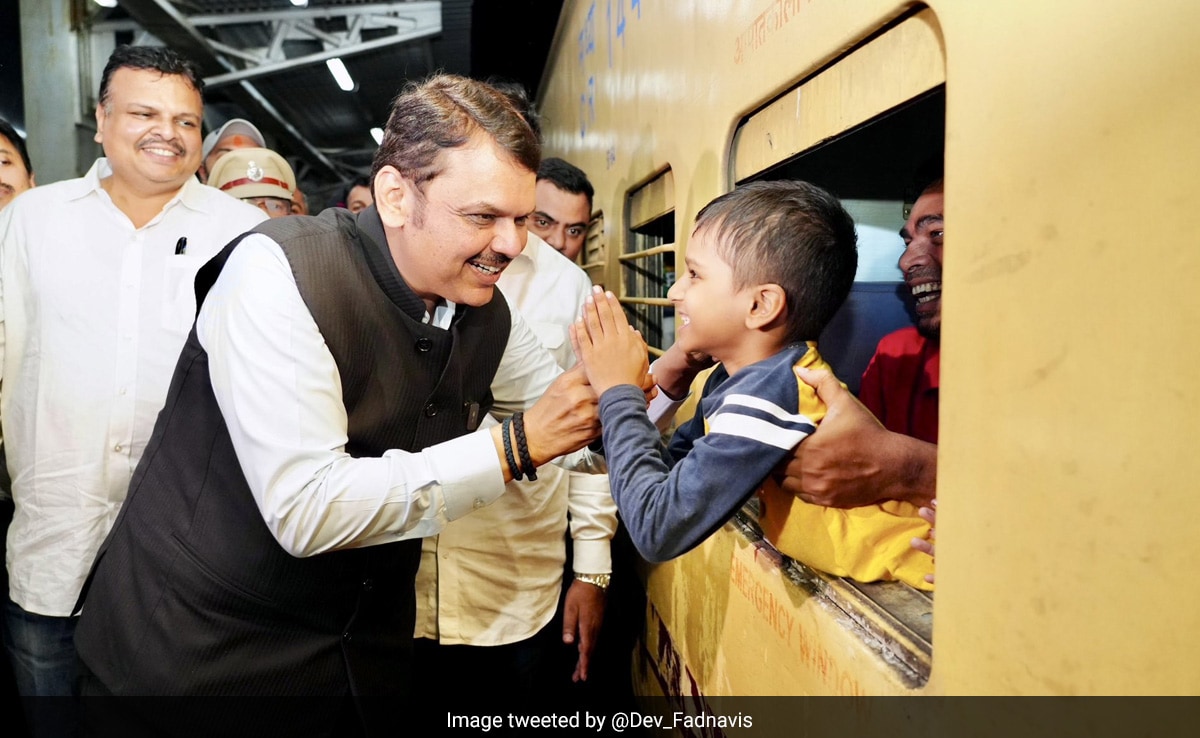 Devendra Fadnavis' Ganesh Chaturthi Gift For Devotees – A Special Train