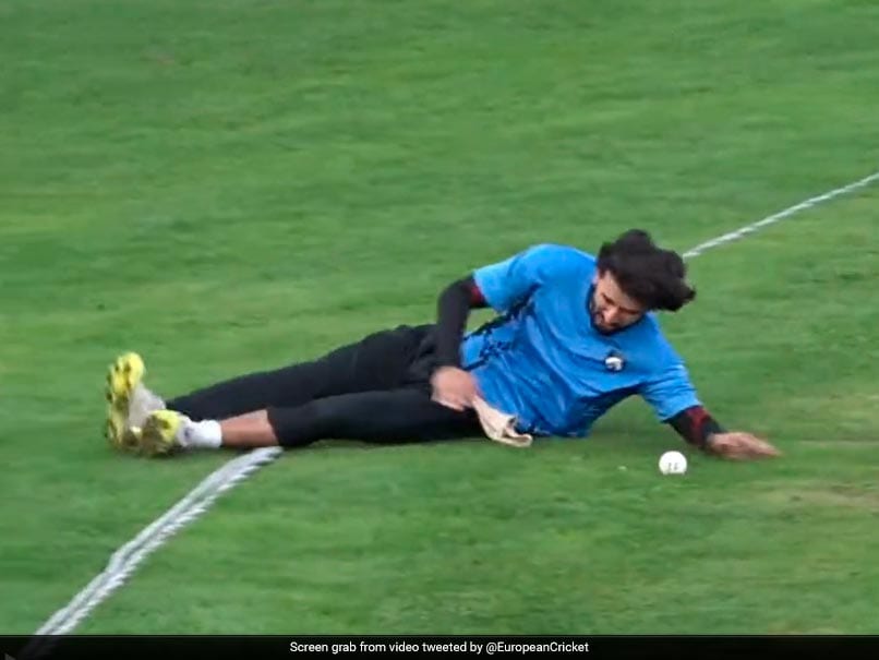 Watch: Fielders Desperate Attempt To Save Boundary Goes All Wrong