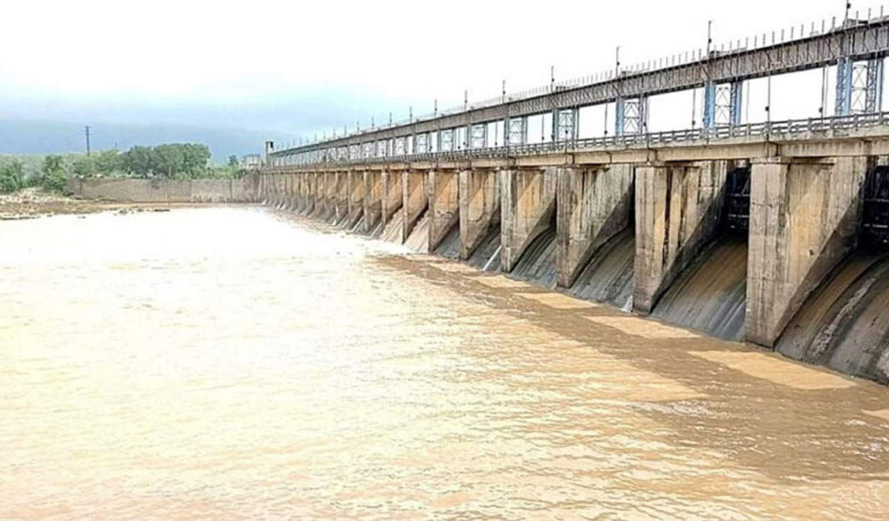 Telangana tops with 68.3 per cent surplus water