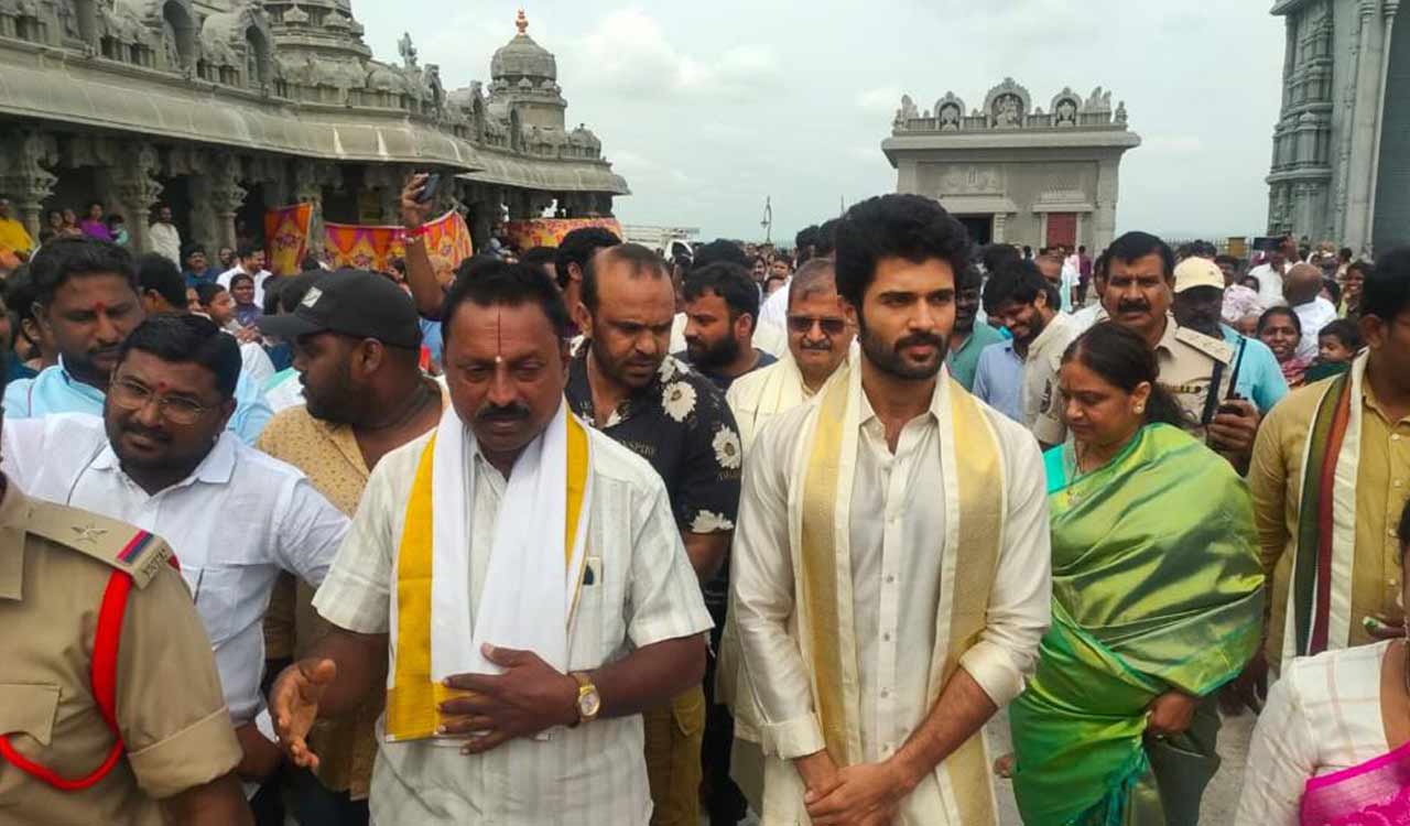 Yadadri is mesmerizing, says Vijay Devarakonda