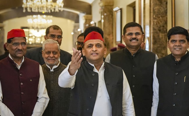 After Days Of Digs, Akhilesh Yadav Uses 'PDA' But Not INDIA, Raises Eyebrows