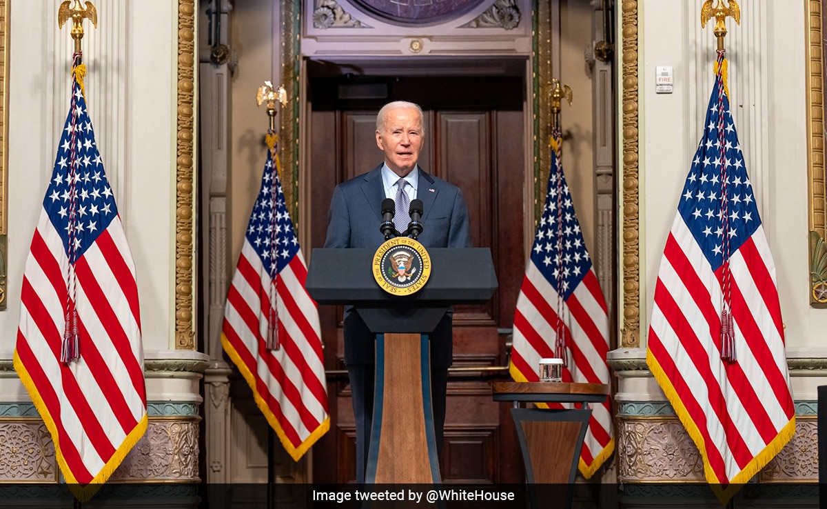 Biden Weighs Israel Trip As War With Hamas Rages