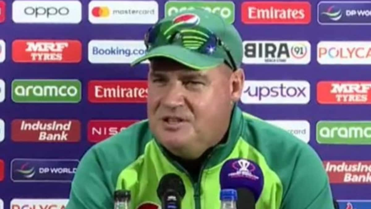 "Show Him The Movie 83…": Ex-Ind Star's Sharp Reply To Pak Team Director